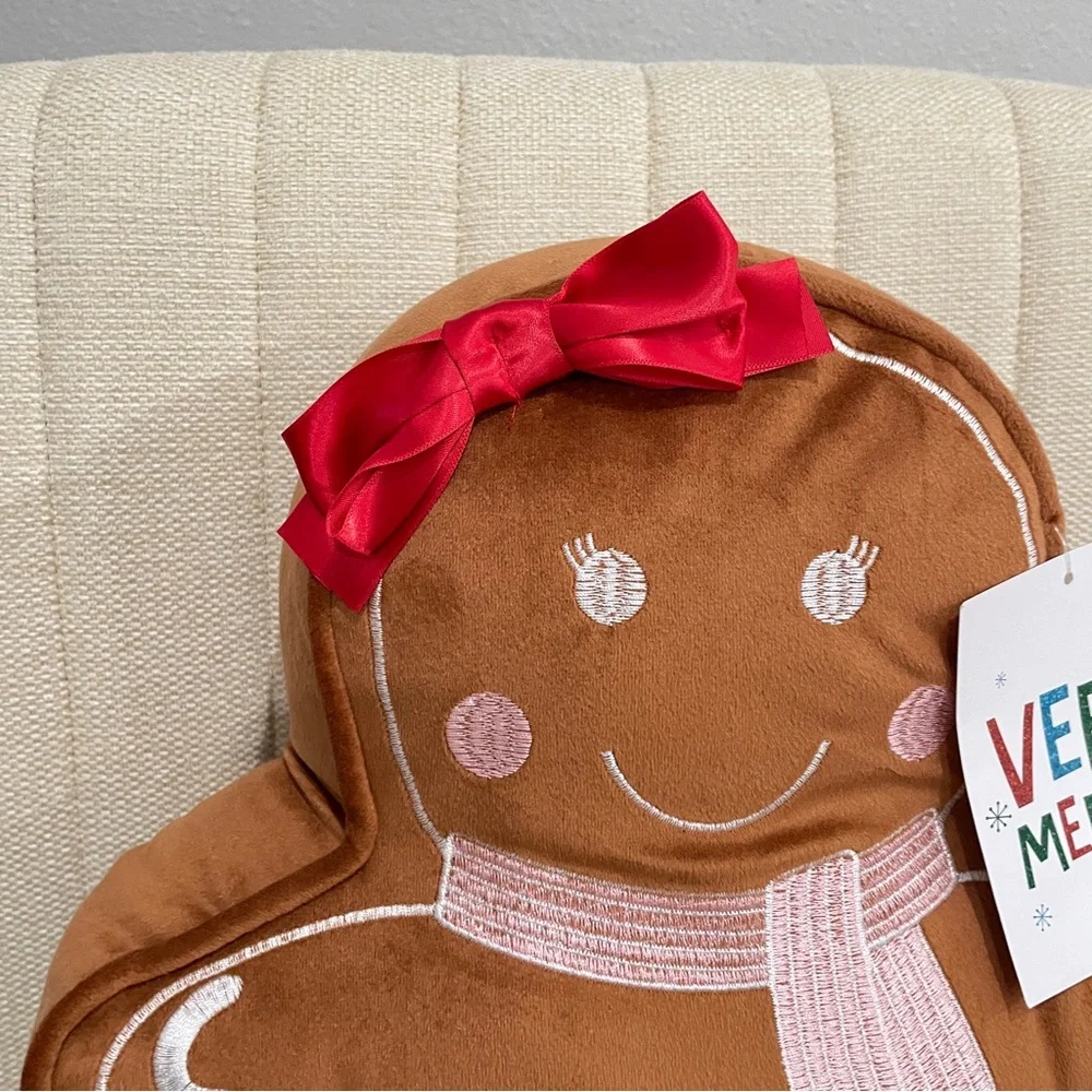 NEW Very Merry Gingerbread Girl Plush Christmas Decorative Pillow Brown Red Bow‎